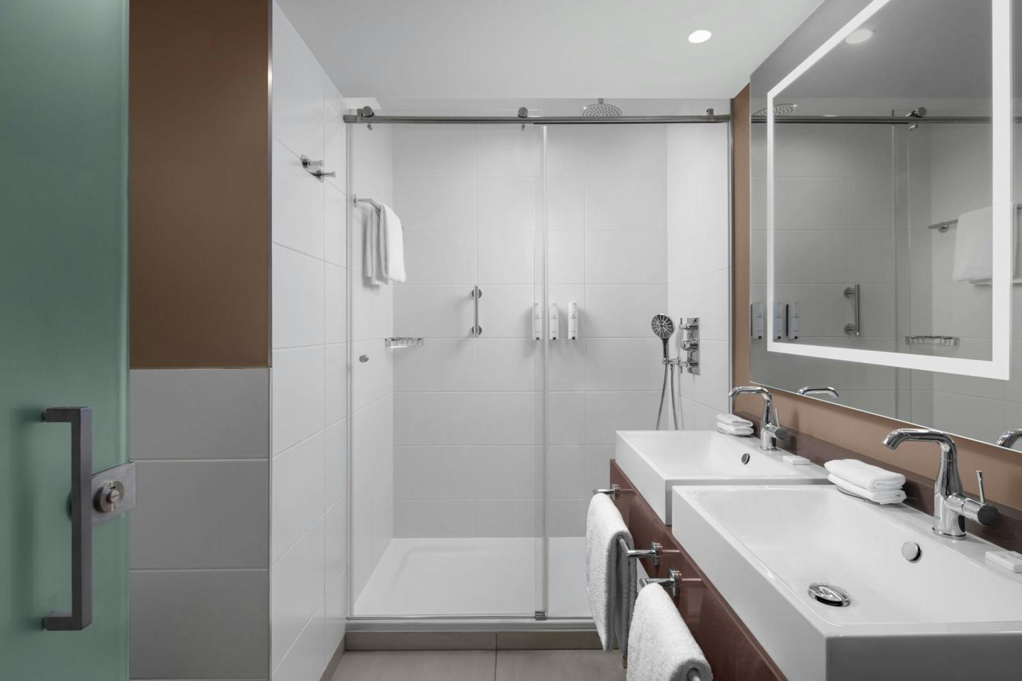 Courtyard By Marriott Paris Porte De Versailles Issy-les-Moulineaux Eksteriør billede