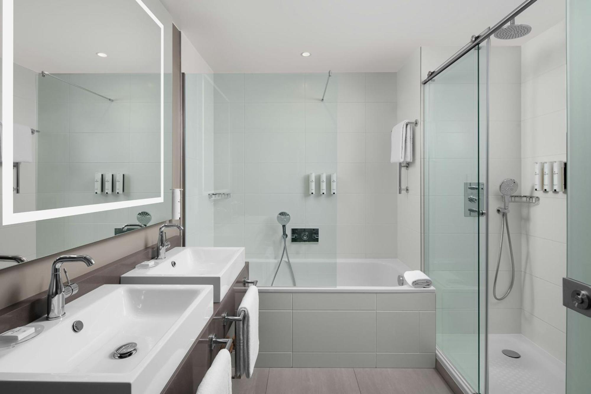 Courtyard By Marriott Paris Porte De Versailles Issy-les-Moulineaux Eksteriør billede